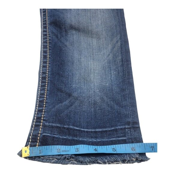 Miss Me Jeans Women 26 Blue RISE TO THE OCCASION Signature CAPRI Raw Hem JP7675P - Picture 3 of 9